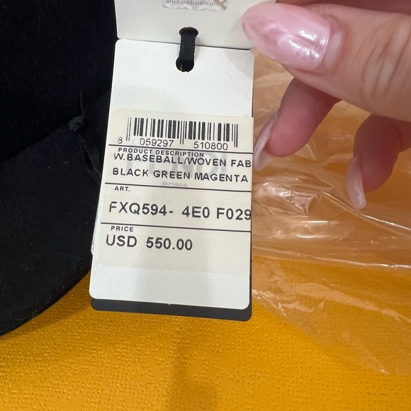 Fendi Fur Baseball Cap – Silver Fox Fur | Black/Green/Magenta | NWT | size M - Picture 11 of 11